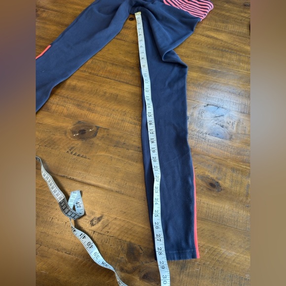 Lululemon RARE Runder Unders! - Picture 8 of 8